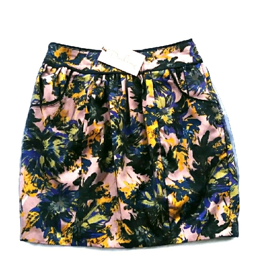 ⭐🆕Darling Skirt🆕⭐⭐⭐⭐⭐⭐⭐⭐